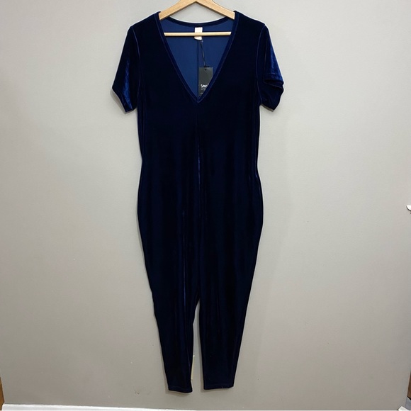 NWT Smash + Tess Velvet Sunday Romper - Picture 1 of 16